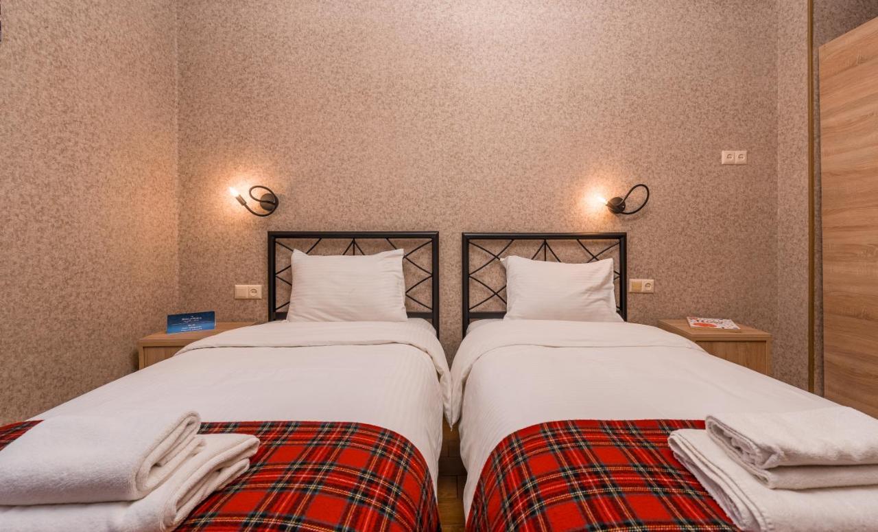 Hotel At Gomi 19 Tbiliszi Kültér fotó