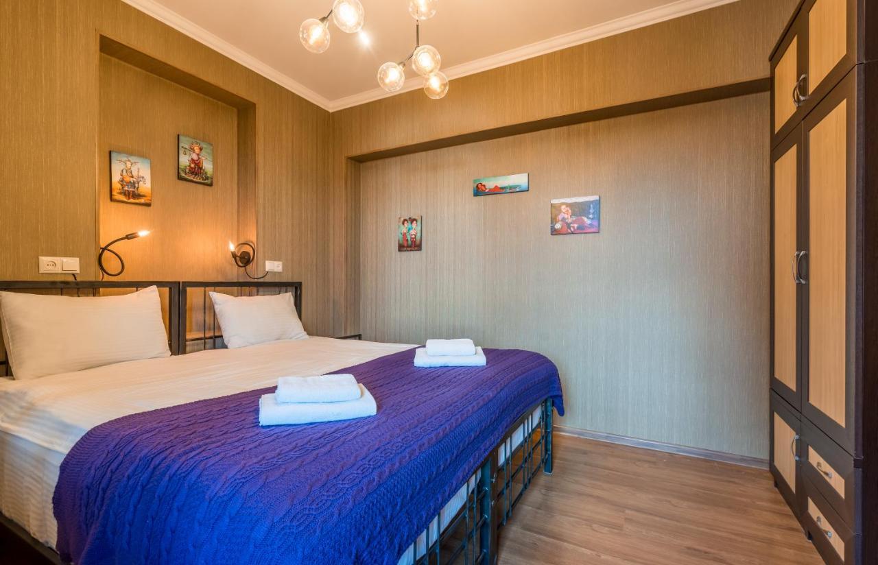 Hotel At Gomi 19 Tbiliszi Kültér fotó